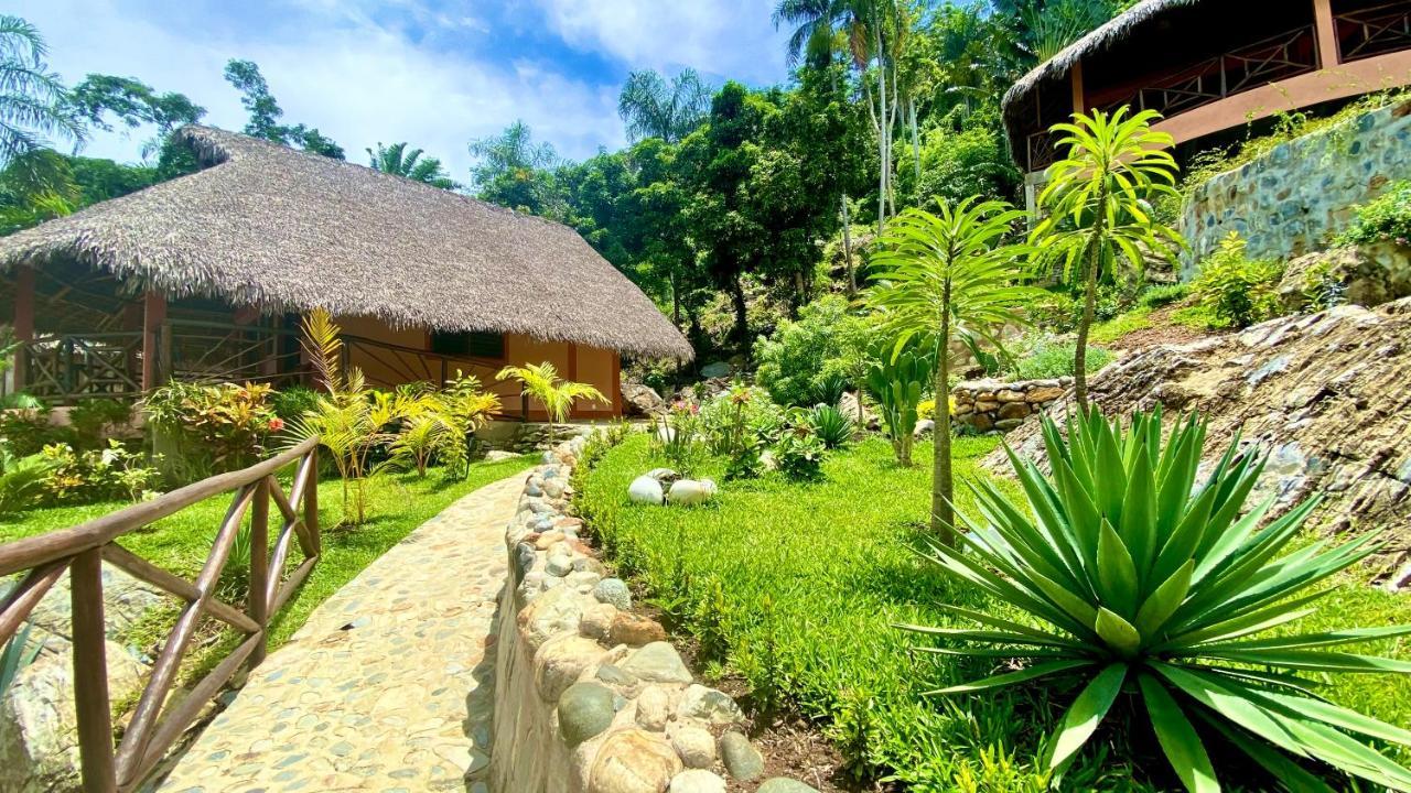 Veronika Resort Nosy Komba Exterior photo